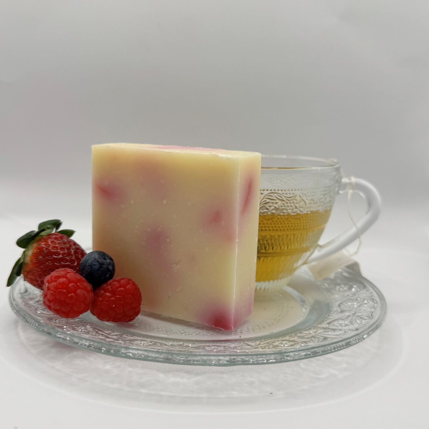 Berry Tea Breeze Bar Soap
